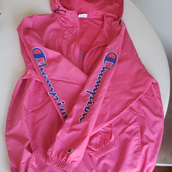 Champion 💕 half zip windbreaker - Picture 2 of 5